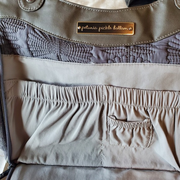 Petunia Pickle Bottom Convertible Diaper Bag Backpack Tote Gray Floral Quilted - Picture 9 of 14